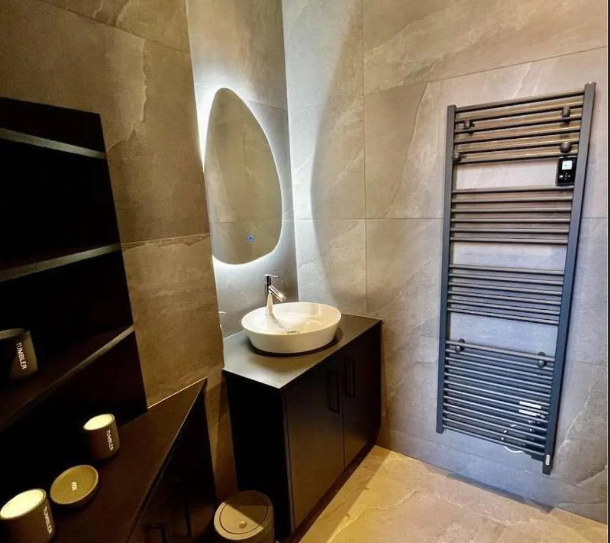Charming 2 Bedrooms & 1 Sofa Bed Renovated 3P3 Cannes 0*,  France