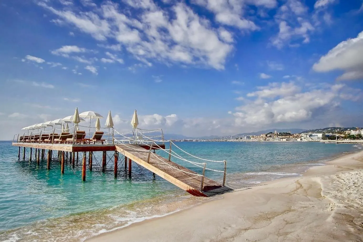 Charming 2 Bedrooms & 1 Sofa Bed Renovated 3P3 Cannes 0*,  France